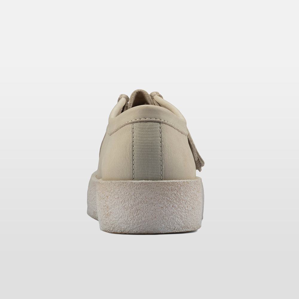 Handla Clarks WallaBee Cup G "White Nubuck" online | Smidigt och enkelt på nätet - Merchsweden |