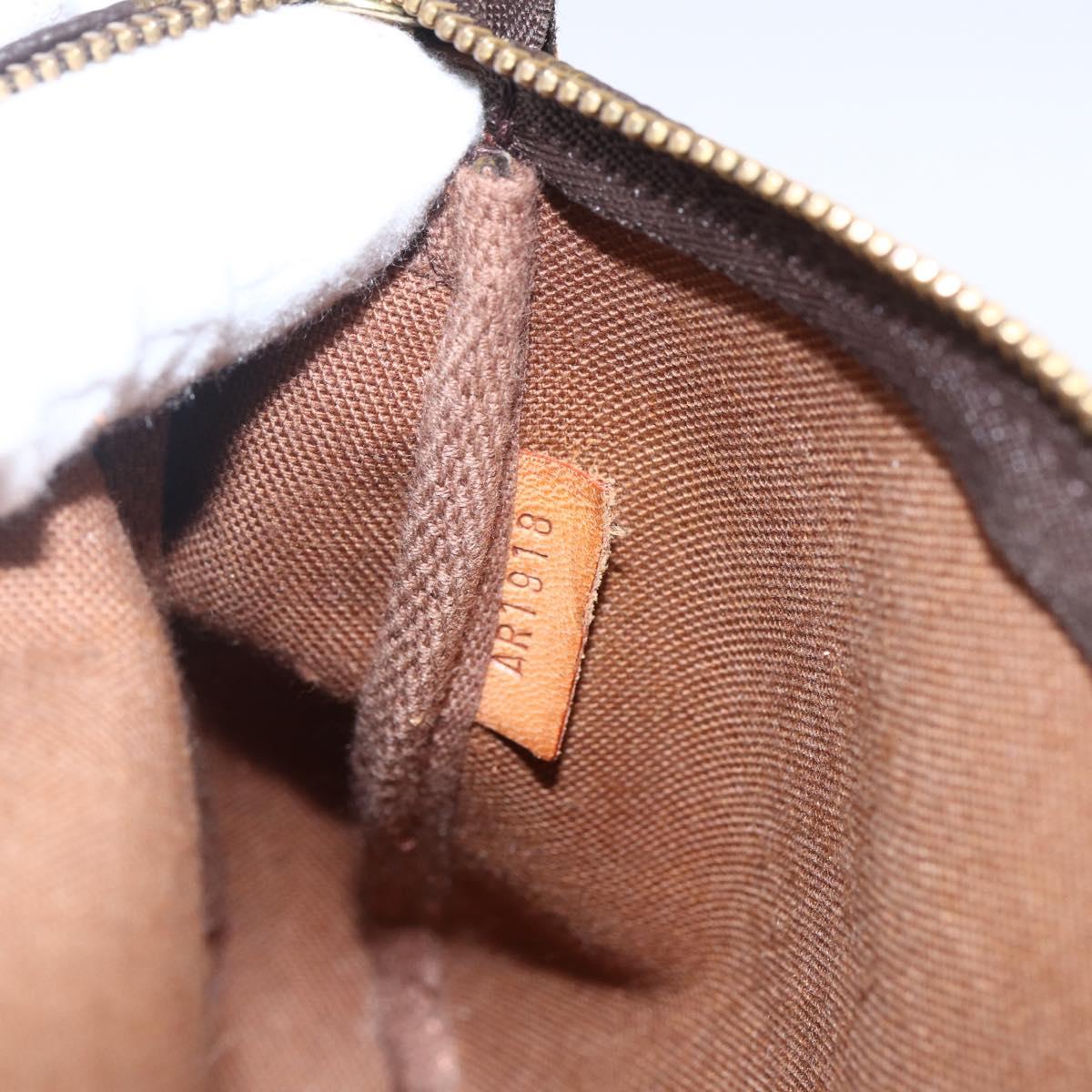 Monogram Pochette Accessoires Tasche