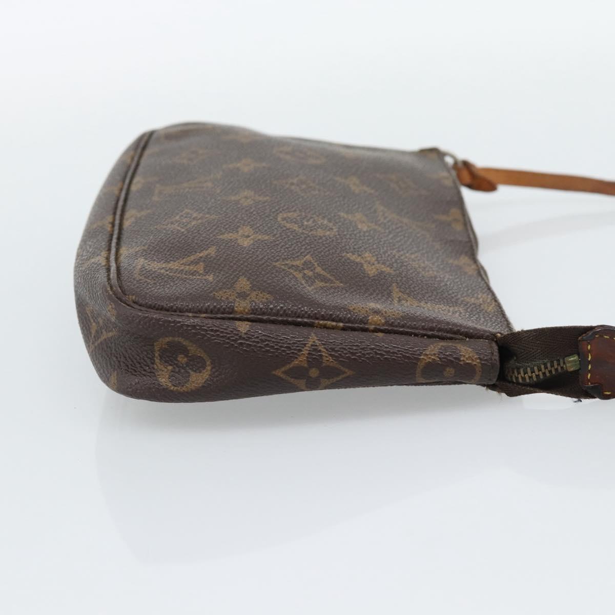Monogram-Accessoire-Täschchen