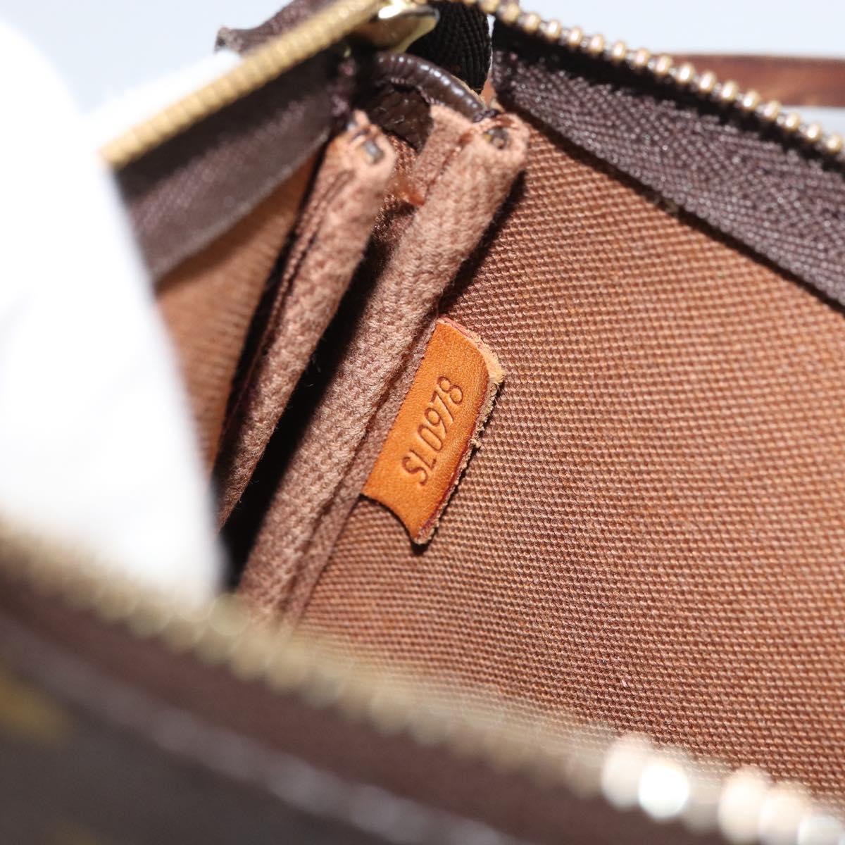 Monogram Pochette Accessoires Täschchen