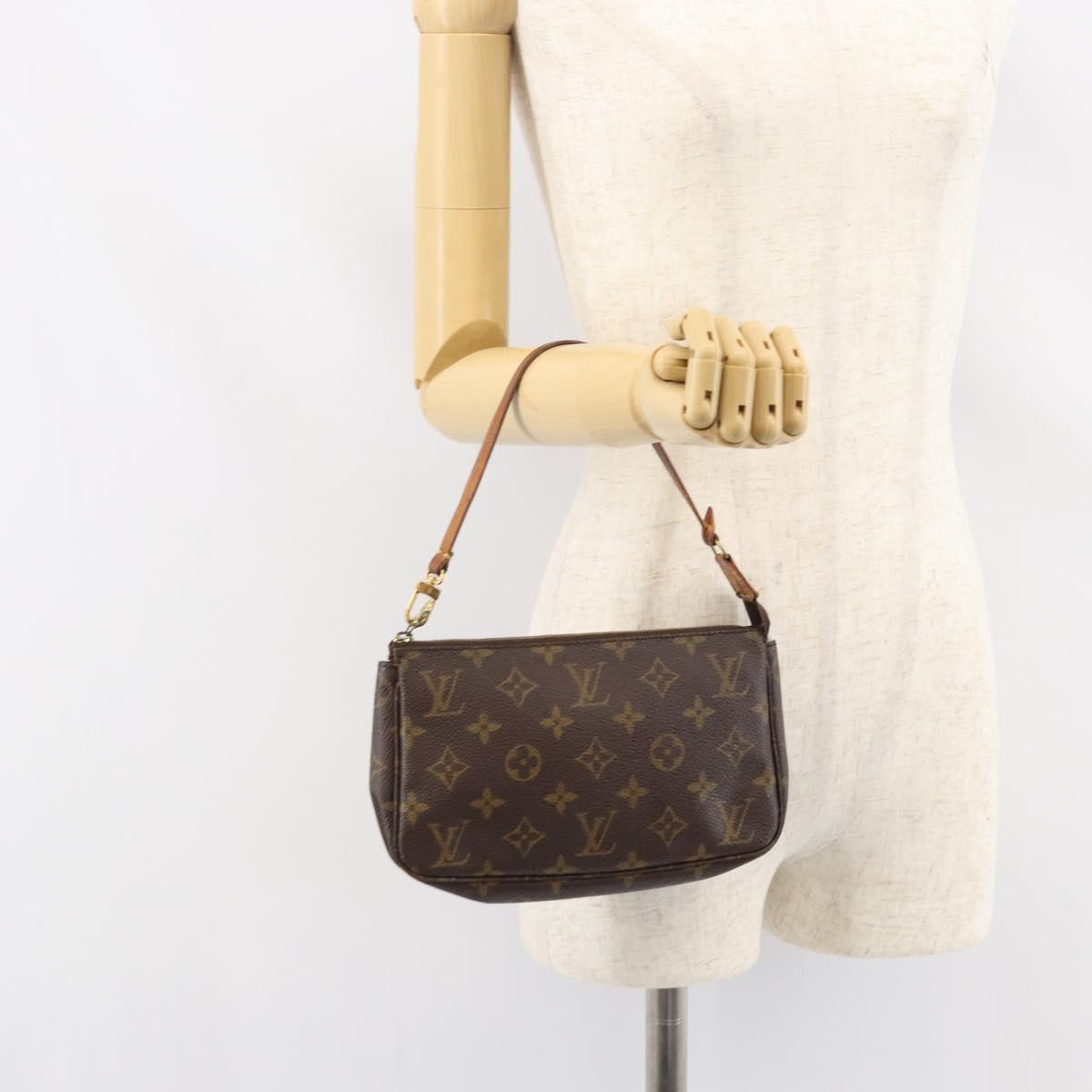 Monogram Pochette Accessoires Täschchen
