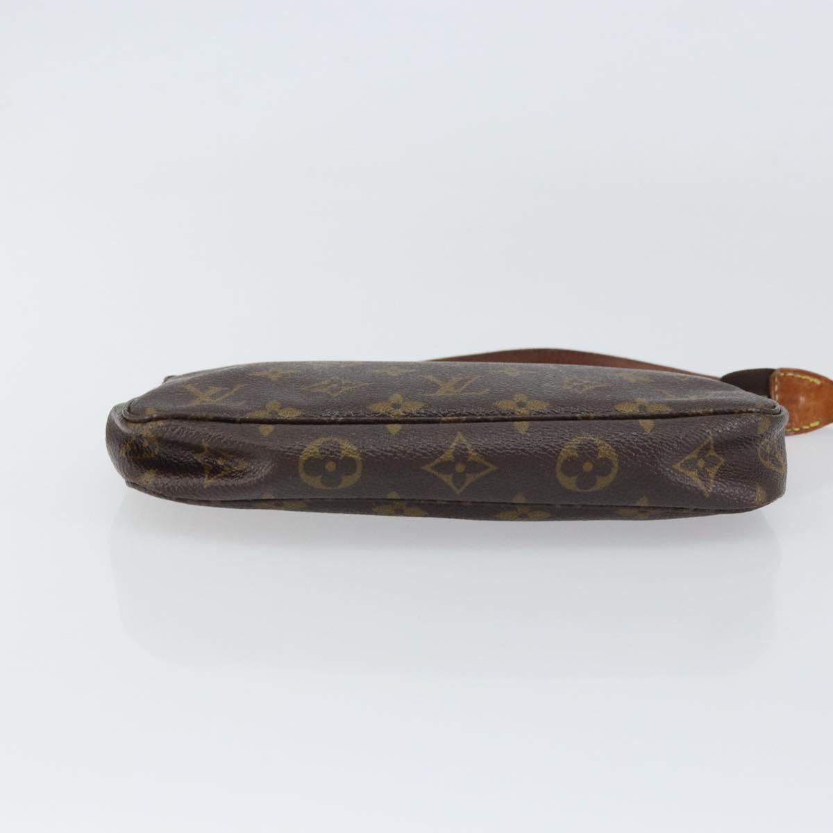 Monogram Pochette Accessoires Täschchen