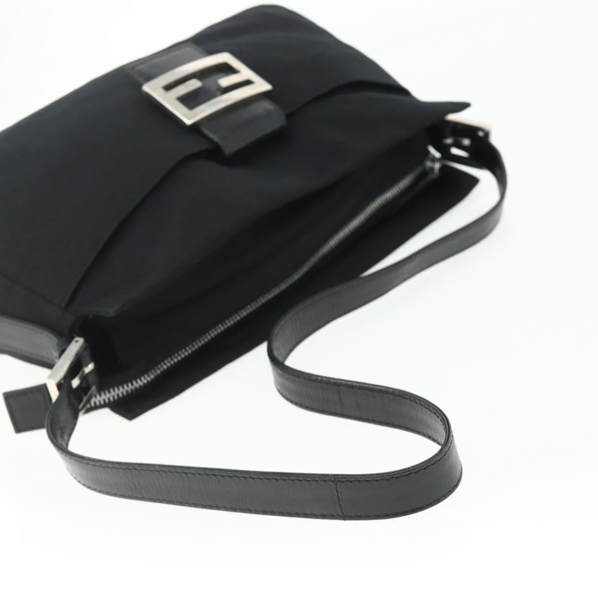 Mamma Baguette-Schultertasche aus Nylon, Schwarz/Silber