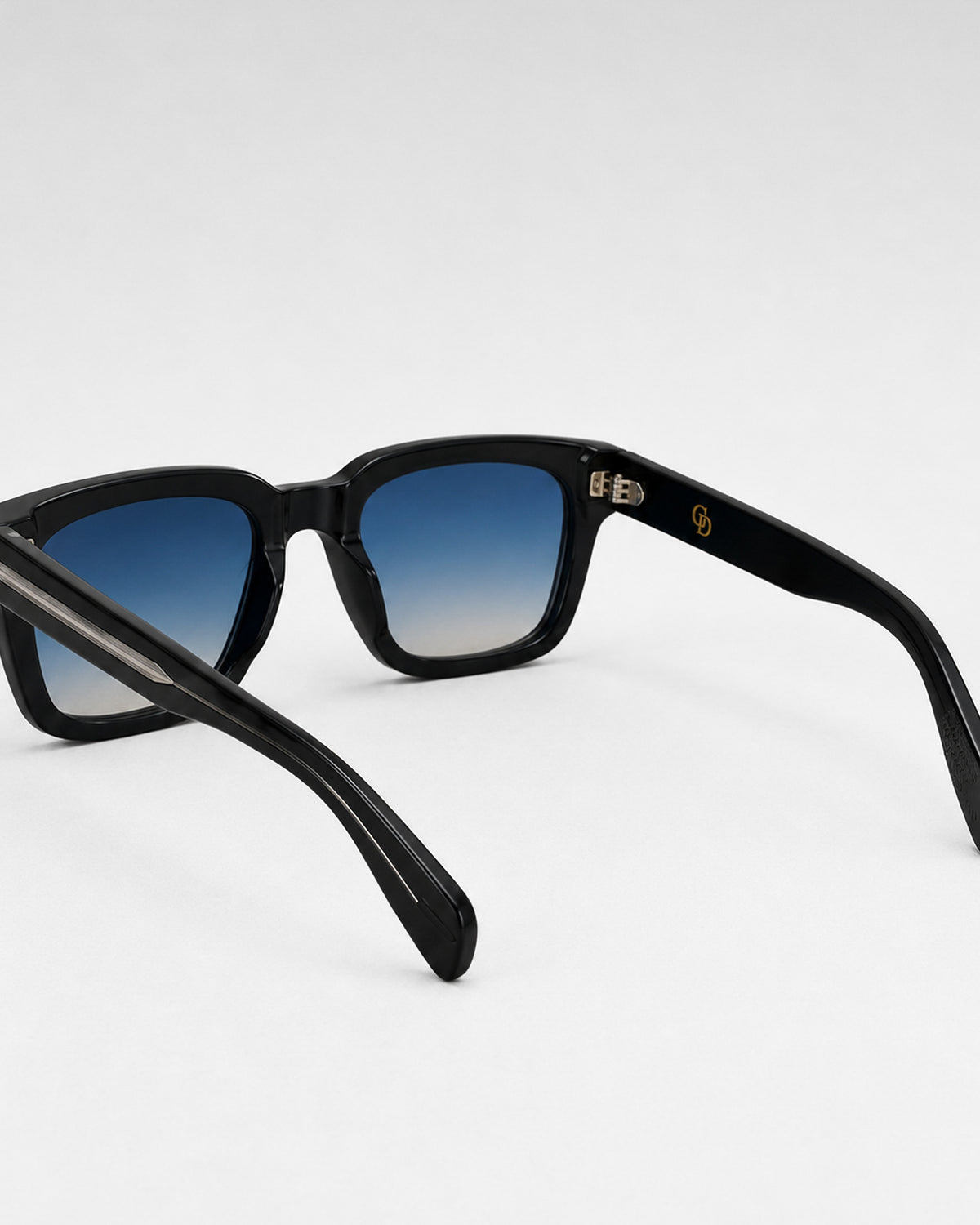 01 Brille 'Blau'