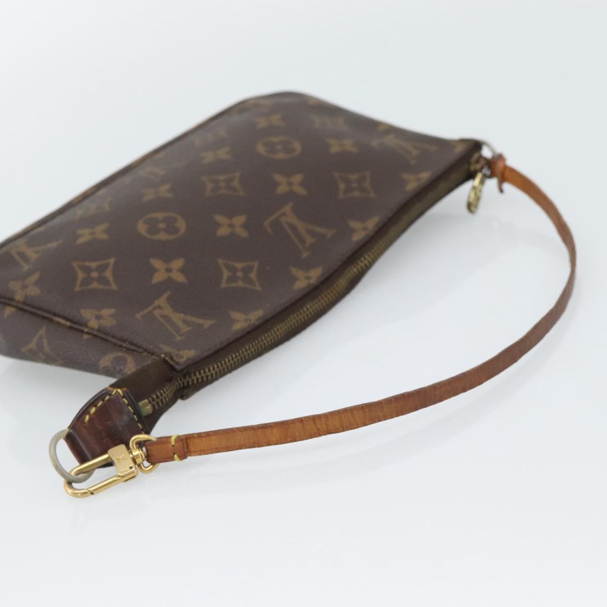 Monogram-Accessoire-Täschchen