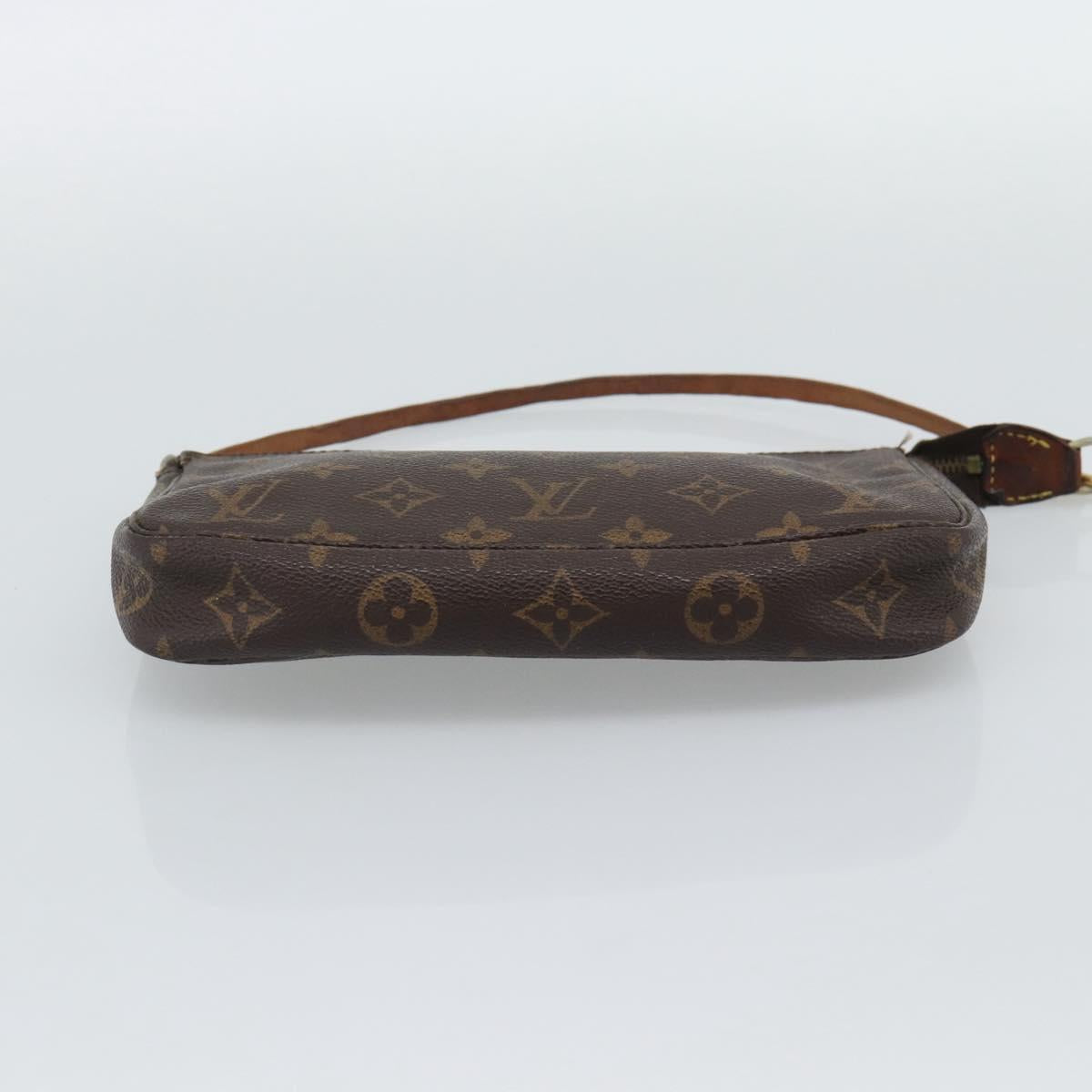 Monogram-Accessoire-Täschchen