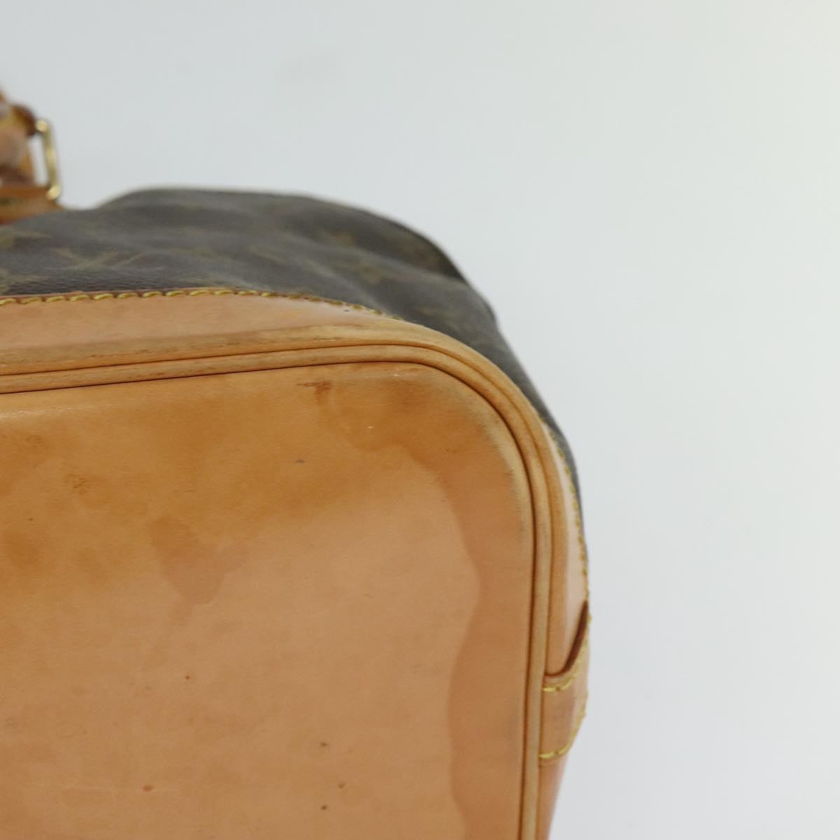 Monogram Alma Handtasche