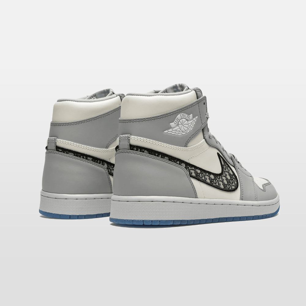 Handla Nike Jordan 1 Retro "Dior" High online | Smidigt och enkelt på nätet - Merchsweden |